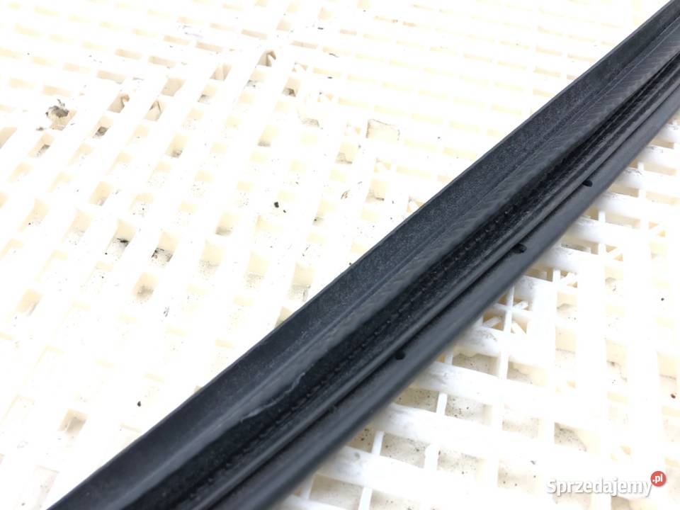 USZCZELKA DRZWI PRZÓD LEWA MITSUBISHI OUTLANDER osobowe podkarpackie sprzedam