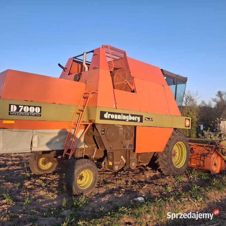 Kombajn droningborg d7000