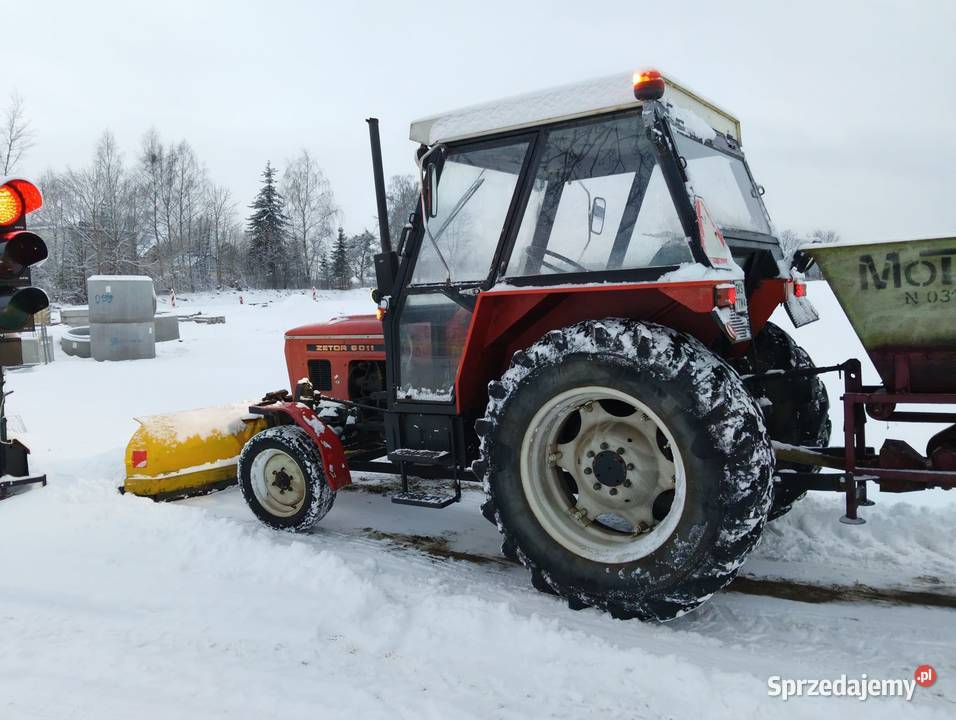 Ciągnik Zetor 6011 z pługiem i solarką pomorskie Nowa Karczma