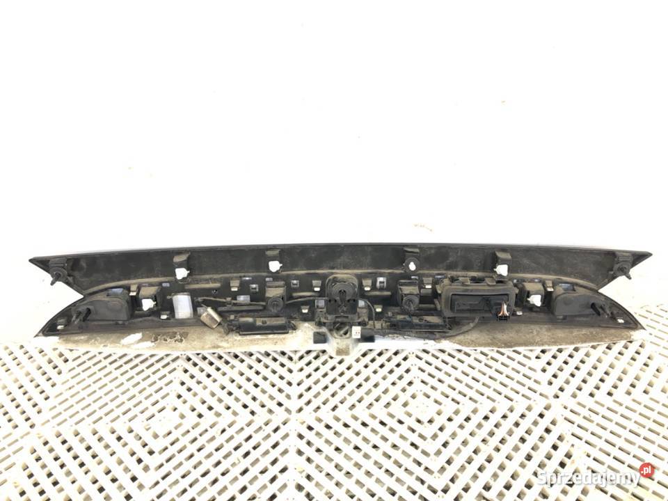 LISTWA KLAPY TYŁ CHRYSLER PACIFICA Minivan osobowe sprzedam