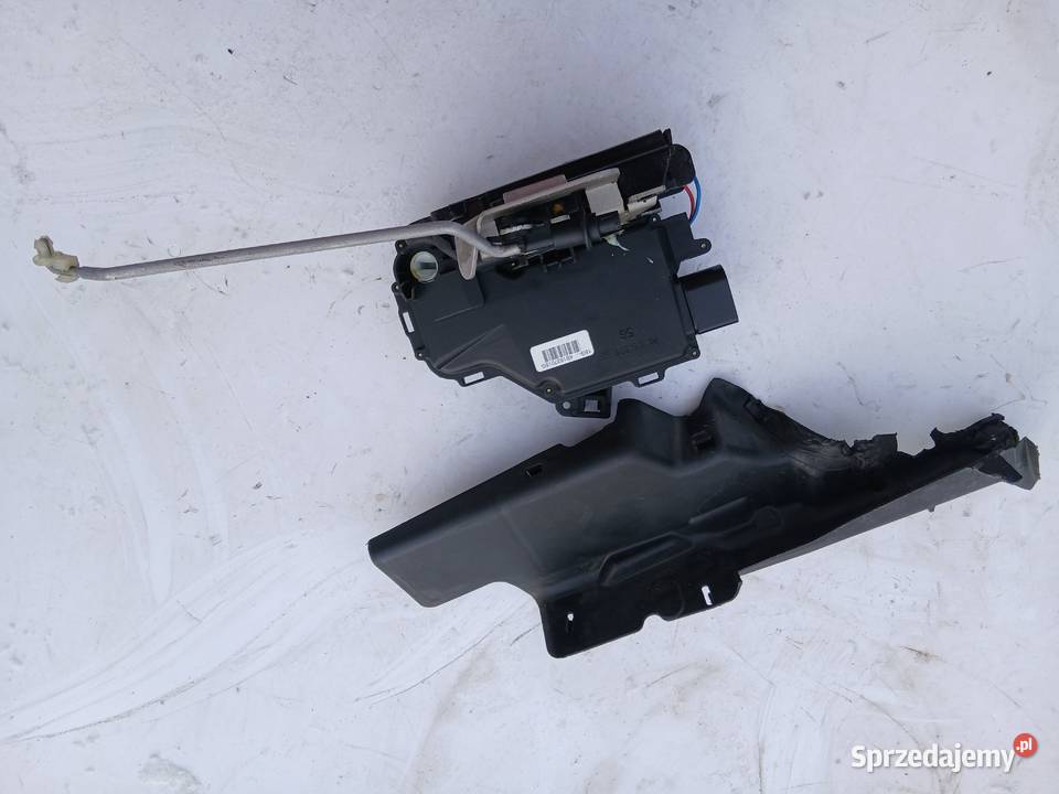 Audi A4 B6 B7 A6 C5 zamek drzwi lewy przód Centralne zamki Szczerbice