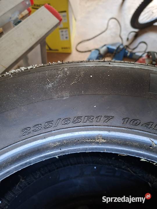 Sprzedam opony 235x65x17 Nowy Lipowiec