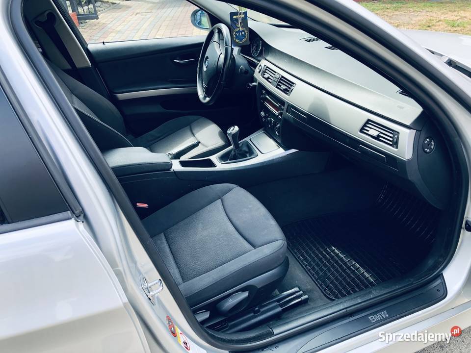 BMW 318i E90 6biegów TITANSILBER METALLIC