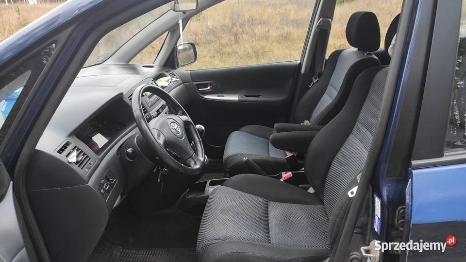 Toyota Corolla Verso 20 D D4D clima