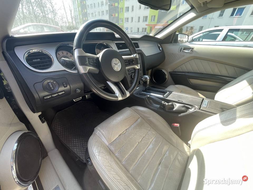 Ford mustang V 2010 Silnik 40 V6 LPG śląskie Gliwice sprzedam