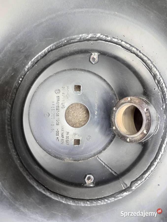 Sprzedam butlę na gaz do samochodu 42 5L sprzedam