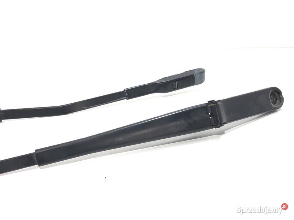 RAMIĘ WYCIERACZKI KOMPLET PRZÓD AUDI A4 B9