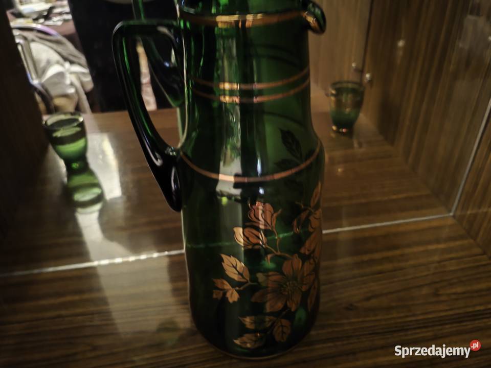 Zestaw Dzbanek Szklanki Kieliszki Porcelana i szkło