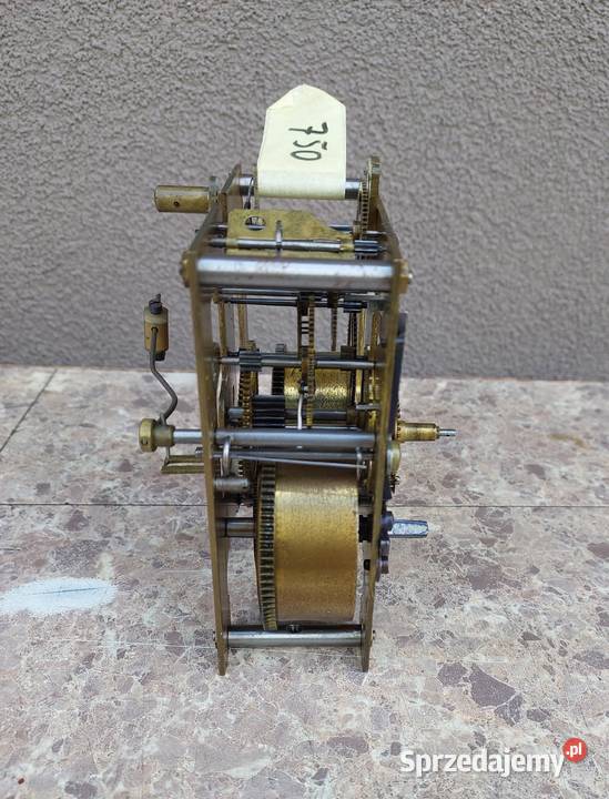 750 Mechanizm starego zegara ściennego Gustav Tczew
