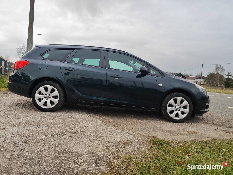 Opel Astra J 2015 r 15 turbo benzyna stan Astra Królewiec