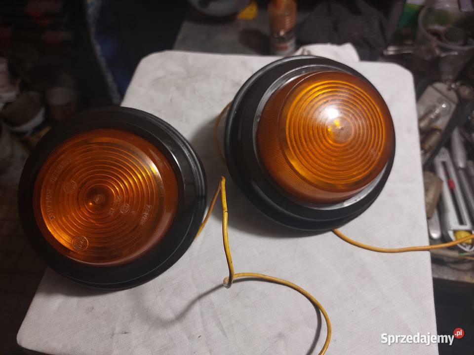 Lampy tylne i lampy kierunkowskazów przód Syrena Lampy tylne Piaski sprzedam
