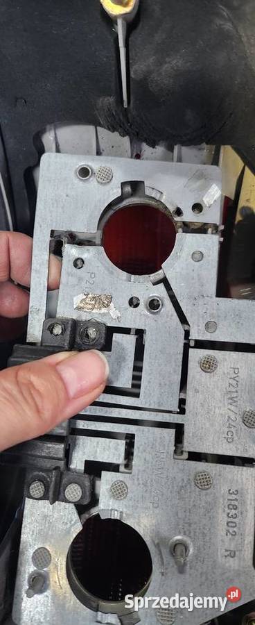 lampa tylna Mercedes W 210 uszkodzona osobowe Motoryzacja Kielce