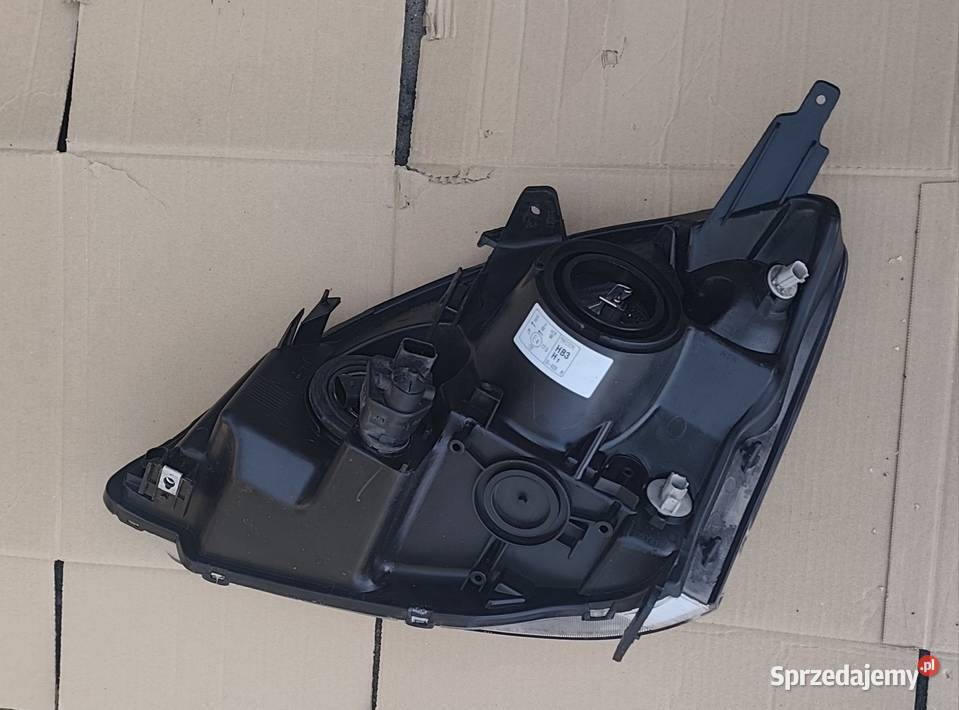 Honda Civic generacji 7 lampy przednie Poraj sprzedam
