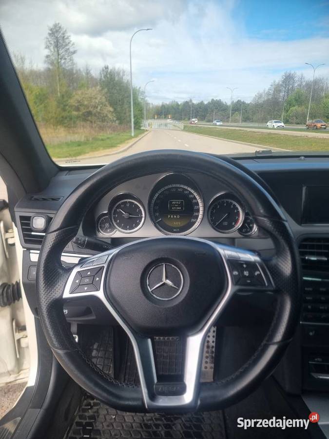 MercedesBenz Klasa E nieuszkodzony Białystok