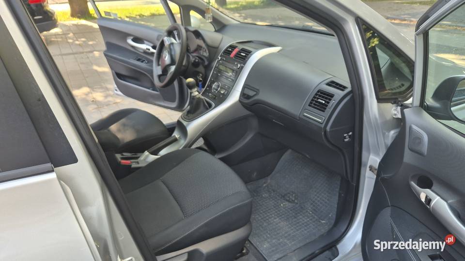 TOYOTA AURIS 20 DIESEL 2011 D4D 2009 śląskie Częstochowa
