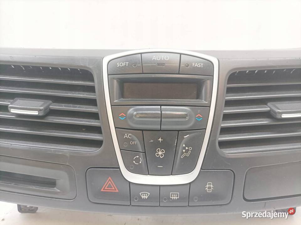 KRATKI NAWIEWU PANEL NAWIEWU 275100002R Renault sprzedam
