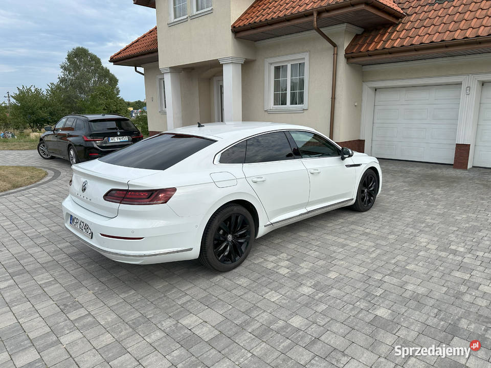 Volkswagen Arteon salon Polska pierwszy światła przeciwmgielne