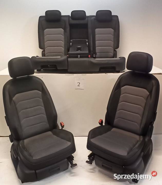 VW TIGUAN II FOTELE KANAPA RLINE GRZANE
