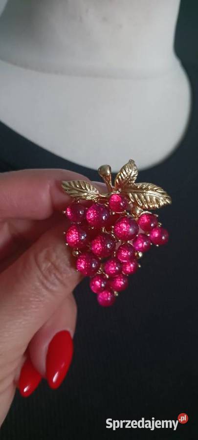 Broszka winogron Ostrowąs