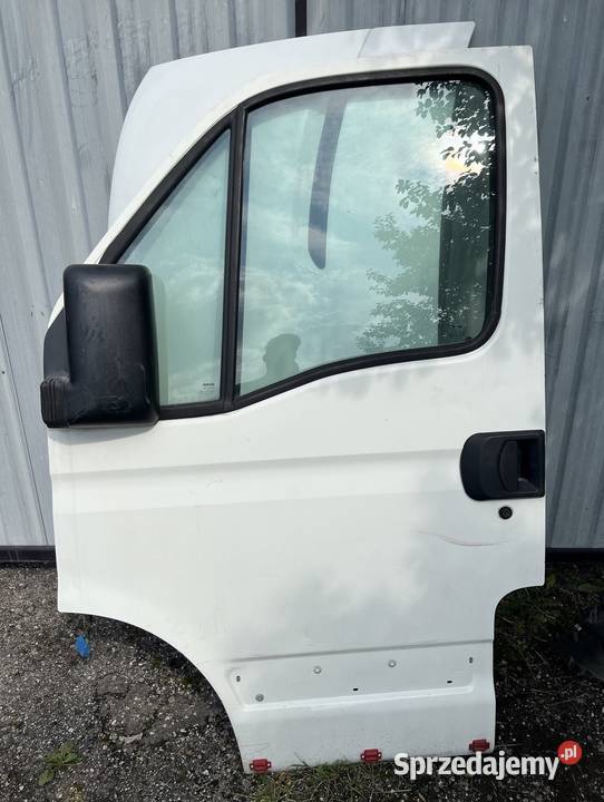 DRZWI PRZÓD PRZEDNIE LEWE IVECO DAILY III 3 Drzwi świętokrzyskie Kielce