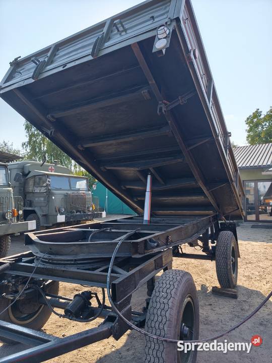 Wojskowa przyczepa D47 kiper Ostrowiec Świętokrzyski