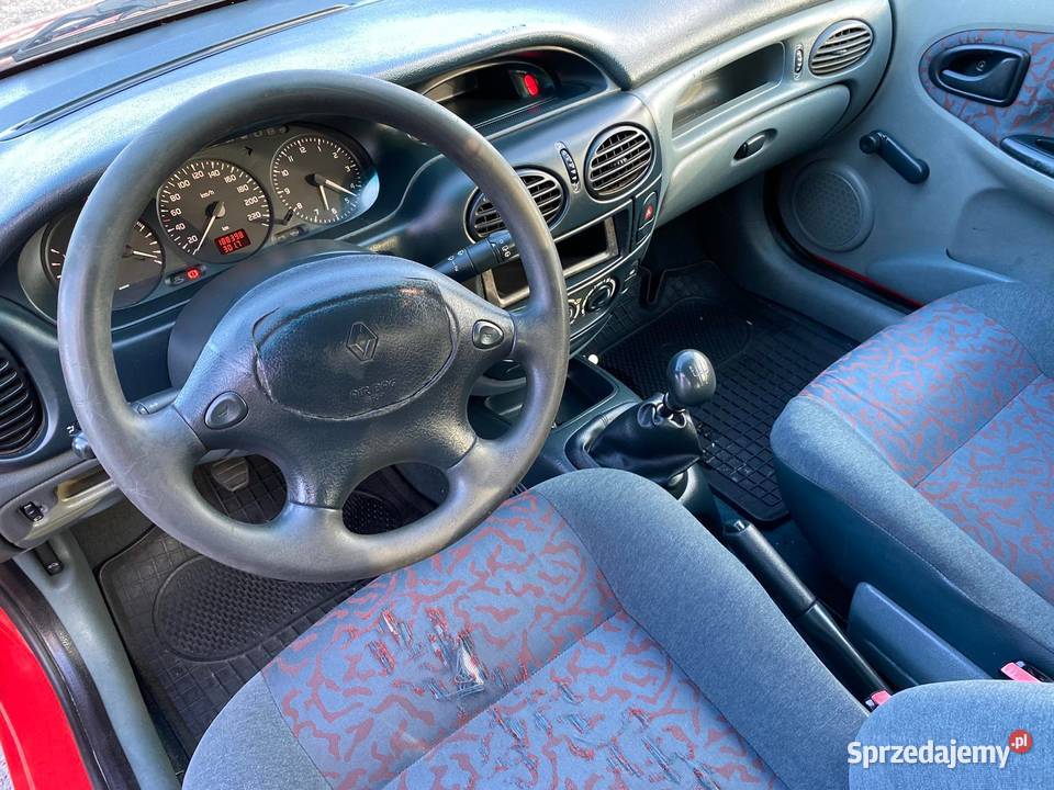 Renault Megane 1998r 14 Benzyna 5 drzwi Długie Megane Nysa