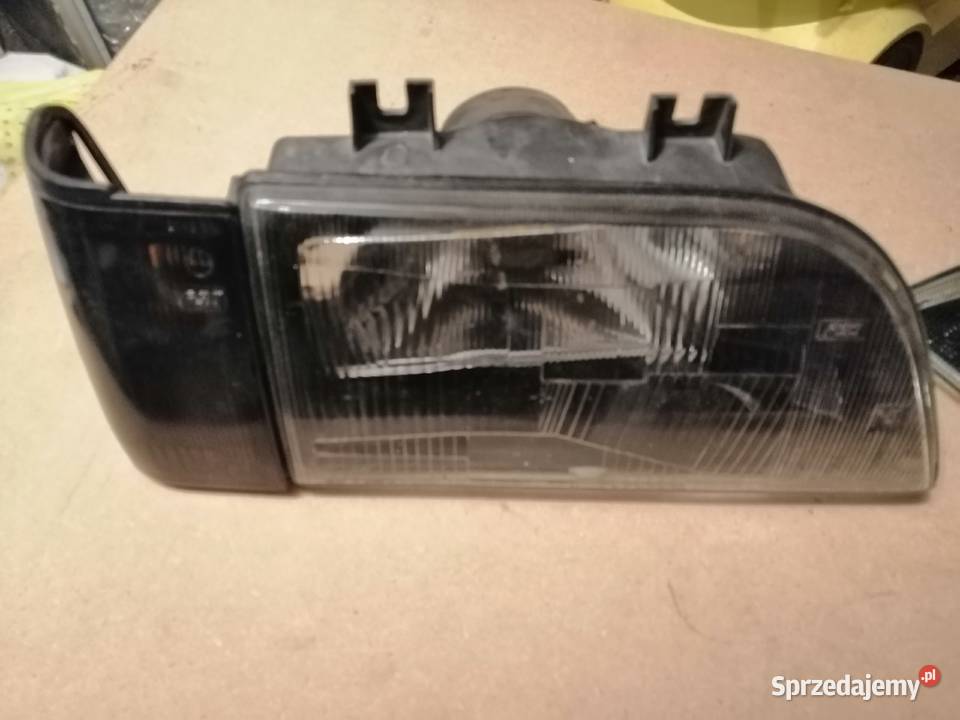 Polonez lampy caro atu truck przod fso idealne osobowe Lampy przednie sprzedam