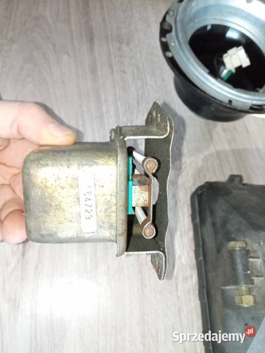 Fiat 126p 125p garnek regulator halogen podkarpackie Stalowa Wola sprzedam