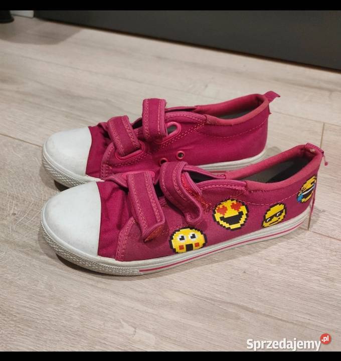 Buty z uśmieszkami Warszawa