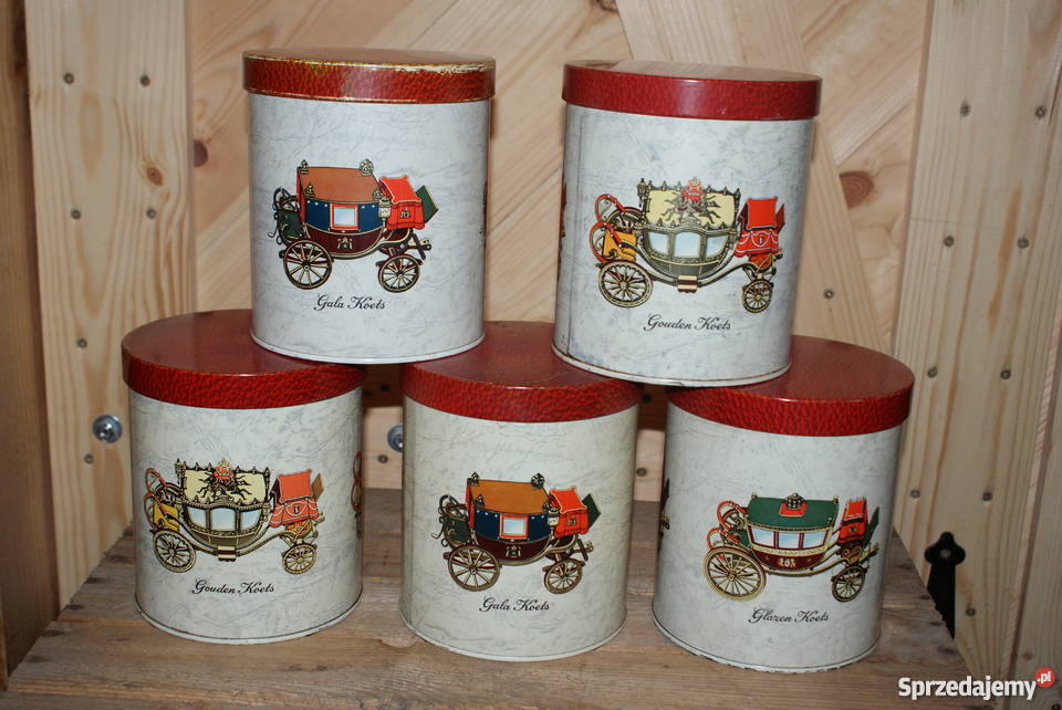 Dekoracyjna stara puszka kareta vintageretro