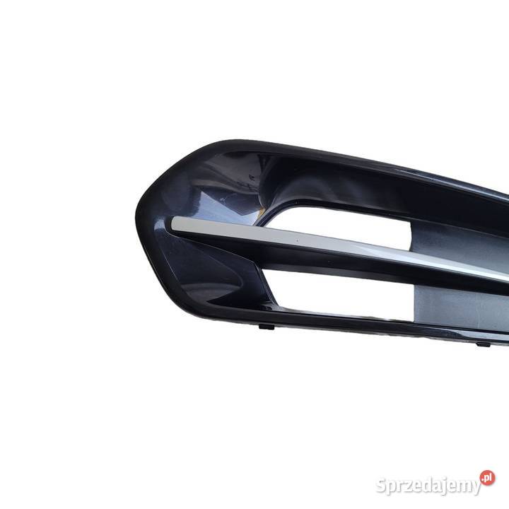 BMW 1 F20 F21 PRAWA KRATKA ZDERZAKA PRZÓD Barlinek