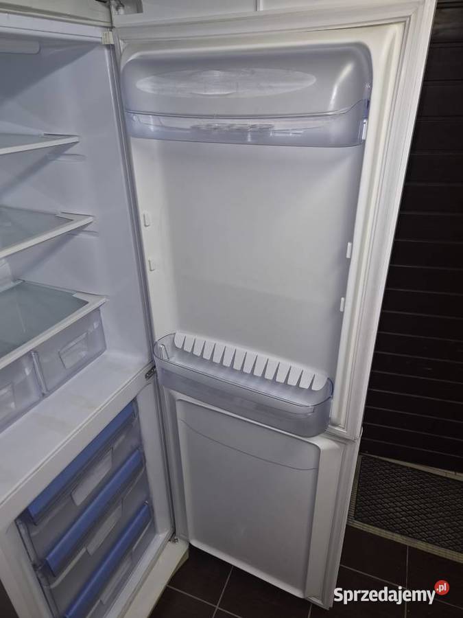 Sprzedam lodówkę Indesit lubelskie Chełm