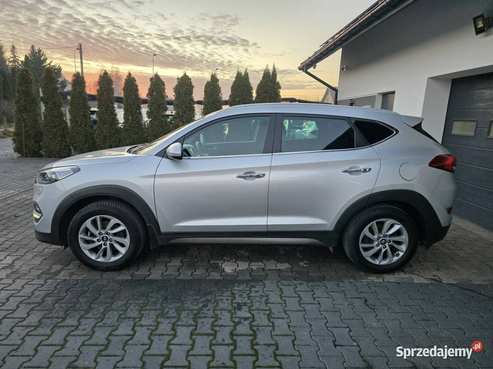 Hyundai Tucson manualbezwypadkowykamera Żabno