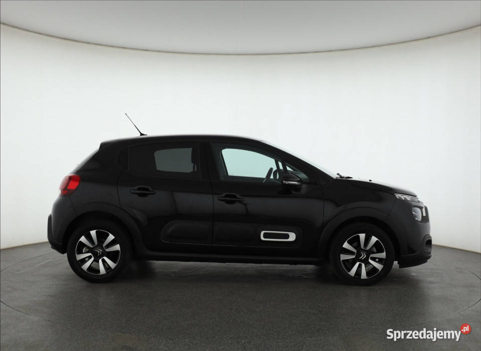 Citroen C3 12 PureTech światła LED mazowieckie