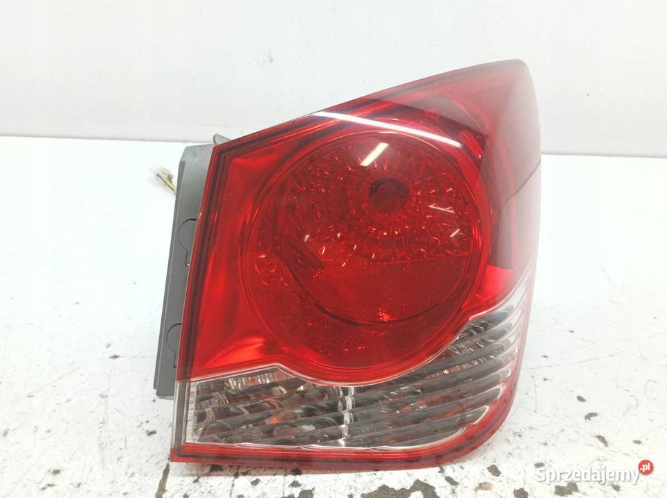 LAMPA TYŁ PRAWA SEDAN Chevrolet Cruze I 2008 osobowe świętokrzyskie