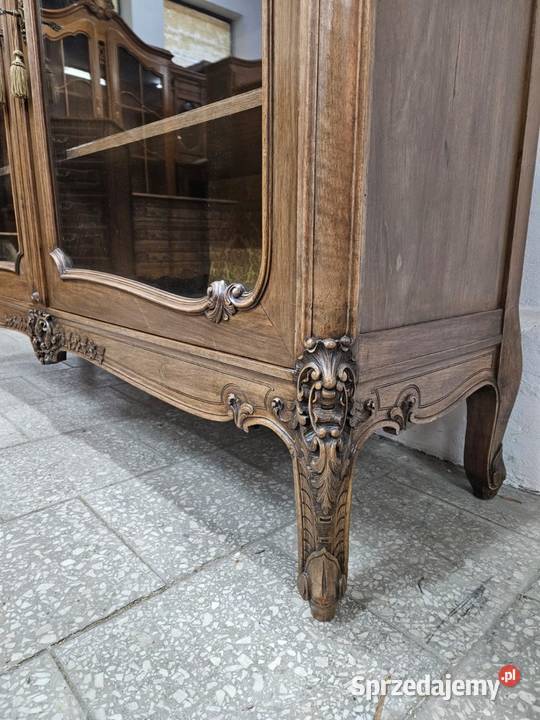 Ładna francuska biblioteczka Ludwikowska witryna małopolskie Nowy Sącz