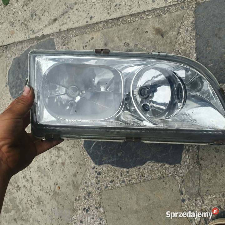 Lampa przednia prawa prawy przód Volvo s40 v40 Kraków