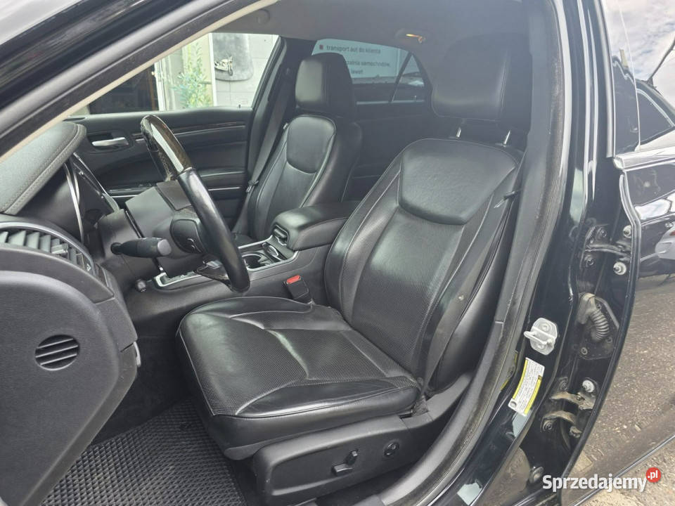 Chrysler 300C 36 Benzyna 286 Skóra Alu 22 Kamera automatyczna Słupsk