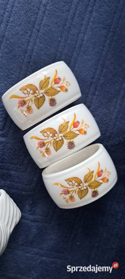 Serwetnik obrączka do serwetek porcelana