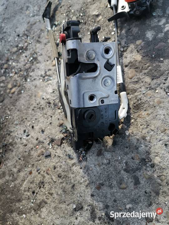 Zamek drzwi prawy tył peugeot 208 Czerwionka-Leszczyny sprzedam