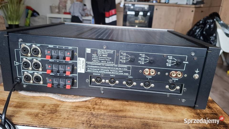 Dual CV 1600 Klasyczny wzmacniacz stereo Made in