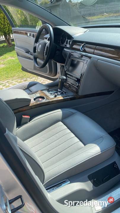 Na sprzedaż VW Phaeton w zadbanym stanie Phaeton Stobierna