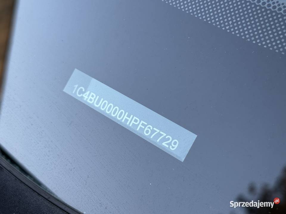 Jeep Renegade Sport 16 benzyna FWD manual salon Częstochowa