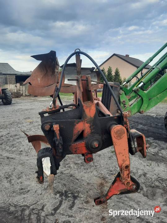 Pług obrotowy 4 skibowy niemeyer n15g uszkodzony Sitno