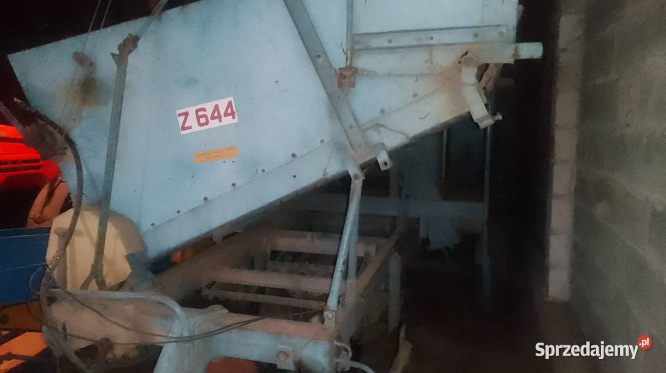 Kombajn do zbioru ziemniaków Anna Z 644 1989 r Do ziemniaków i warzyw