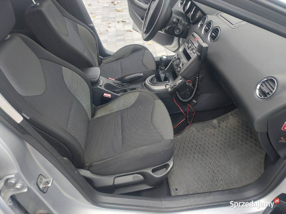 Peugeot 308 16 hdi 90 2009r