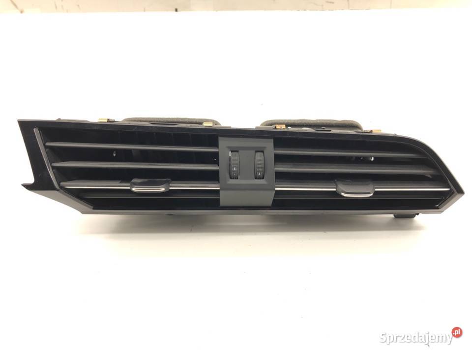 KRATKA NAWIEWU PRZÓD ŚRODKOWA AUDI Q3 II