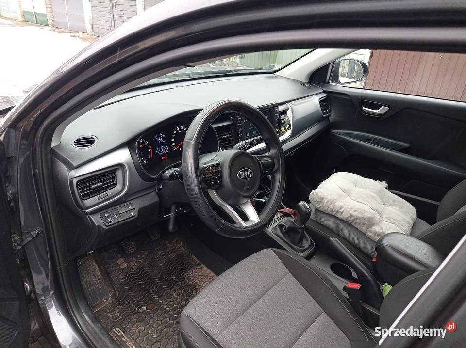 Sprzedam samochód osobowy światła do jazdy dziennej Łódź sprzedam