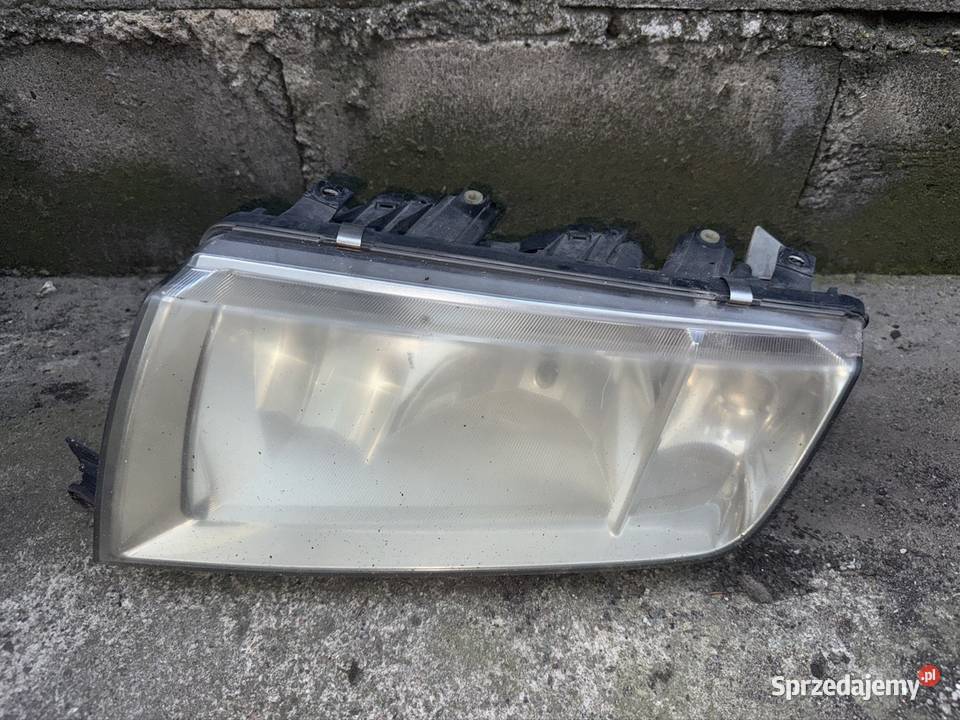 Lampa przód lewa Skoda Fabia I wielkopolskie Ostrów Wielkopolski