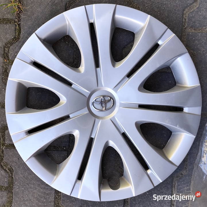 Kołpak do Toyoty R16